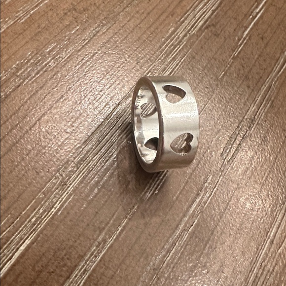 Tiffany & Co. Vintage 925 Silver Heart Stencil Cut-Out Band Ring - Approx. 6 🤍 - Picture 9 of 14